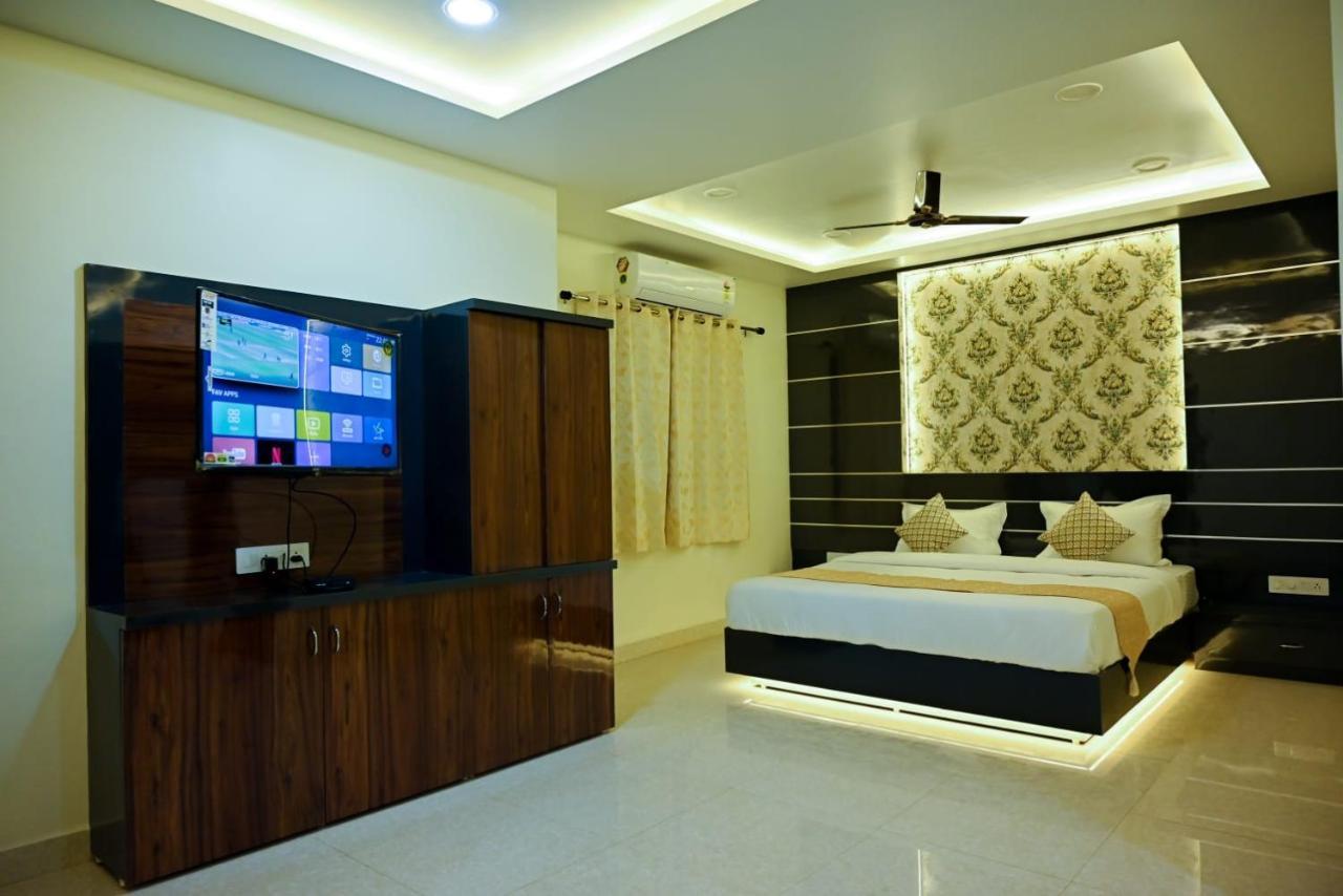 Hotel Golden Bliss Bhopal Eksteriør bilde