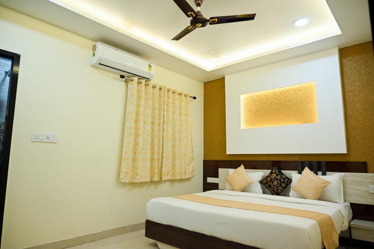 Hotel Golden Bliss Bhopal Eksteriør bilde