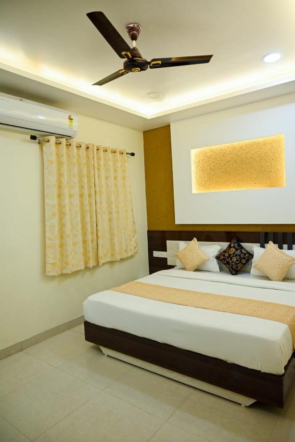 Hotel Golden Bliss Bhopal Eksteriør bilde